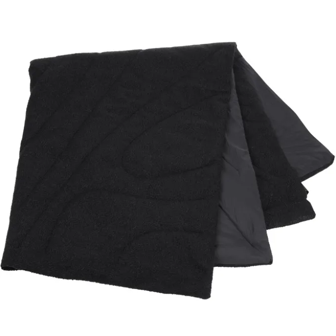 Aura Outdoor Boucle Blanket