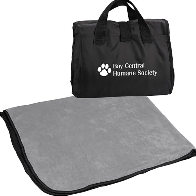 Fleece/Nylon Outdoor Blanket - 24 hr