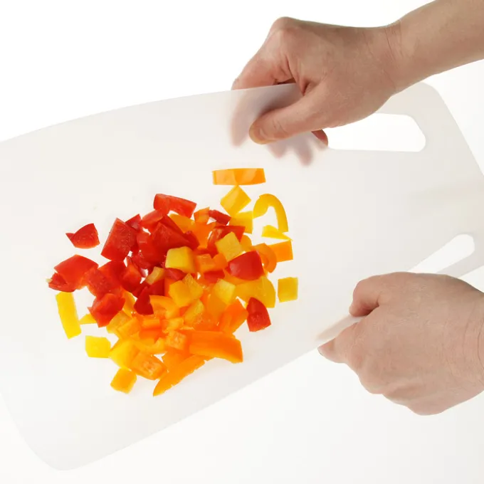 Flex-N-Scoop Cutting Board