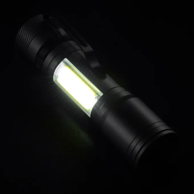 Freeport Focus COB Flashlight