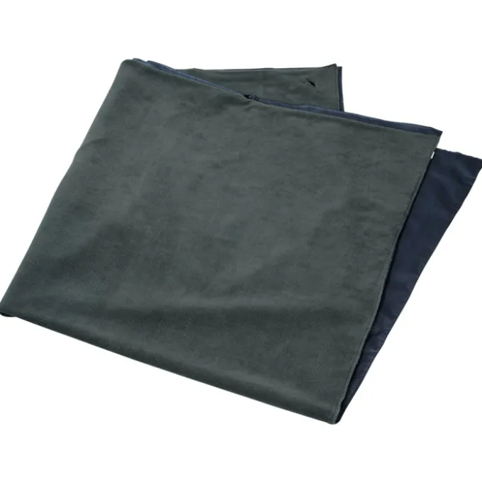 High Sierra Oversize Picnic Blanket
