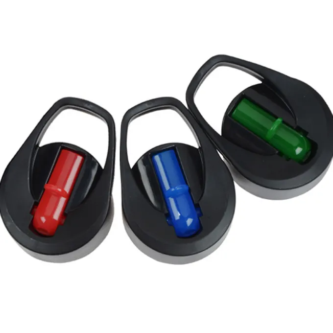 Line Up Bottle with Two-Tone Flip Straw Lid - 20 oz