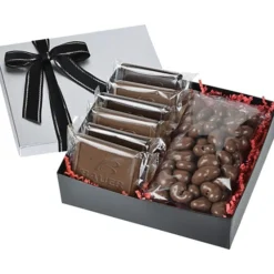Premium Confection with Cookies - Milk Chocolate Cashews