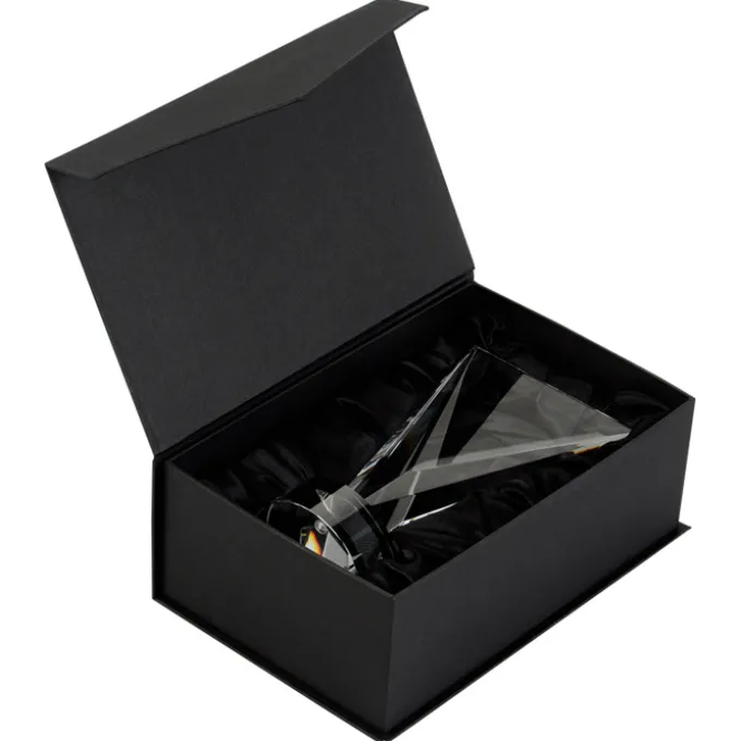 Valiant Crystal Award - 7 inches